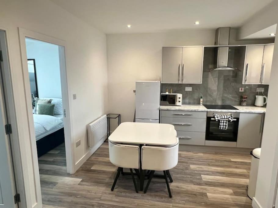 New 2 Bed Preston City Centre Flat - Sleeps 4 Zewnętrze zdjęcie