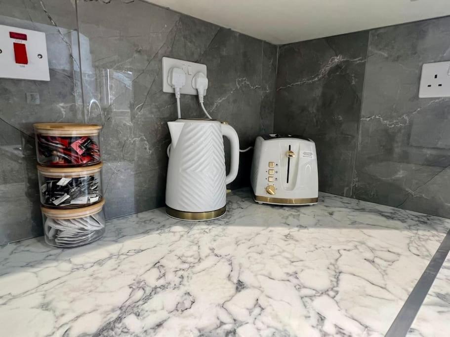 New 2 Bed Preston City Centre Flat - Sleeps 4 Zewnętrze zdjęcie